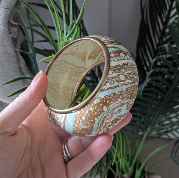 Vintage Marbled Bangle - Picture 2 of 8